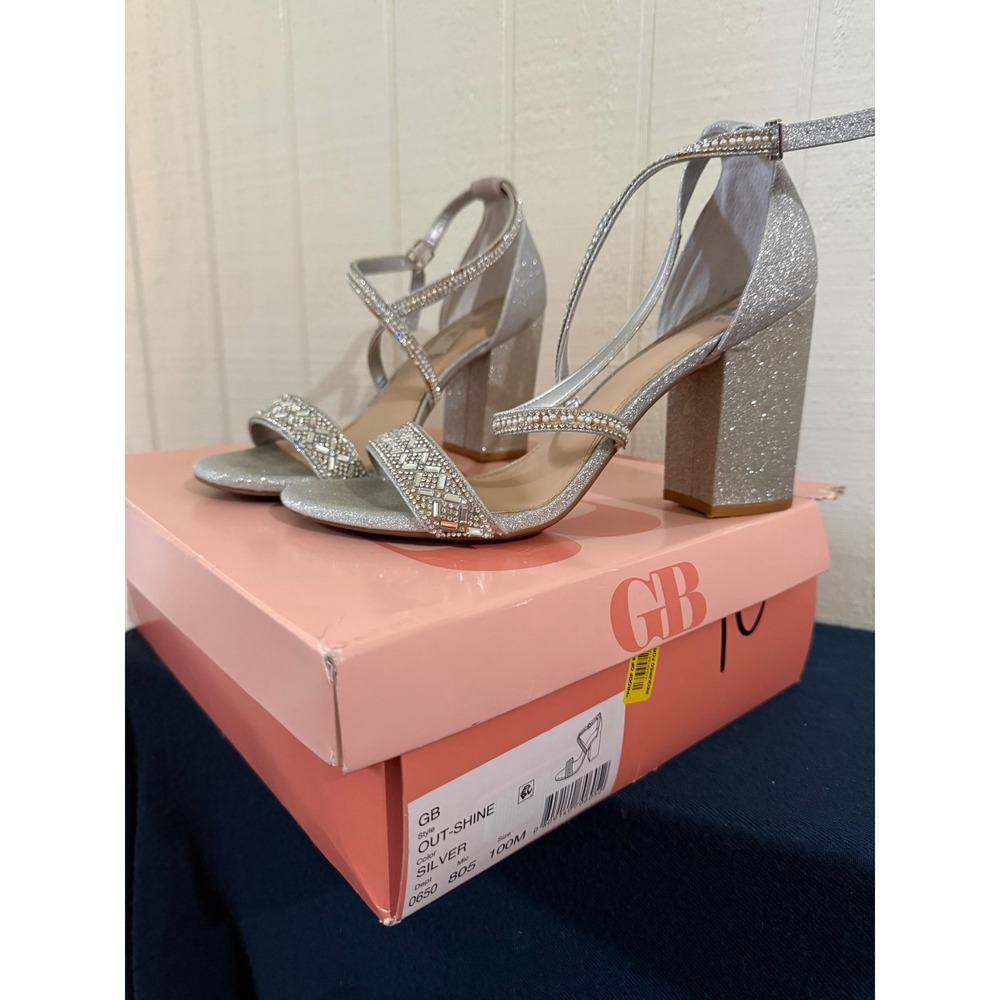 Gianni Bini Out-Shine Silver Glitter Block Heel Sandals Crystal Pearl Size 10M
